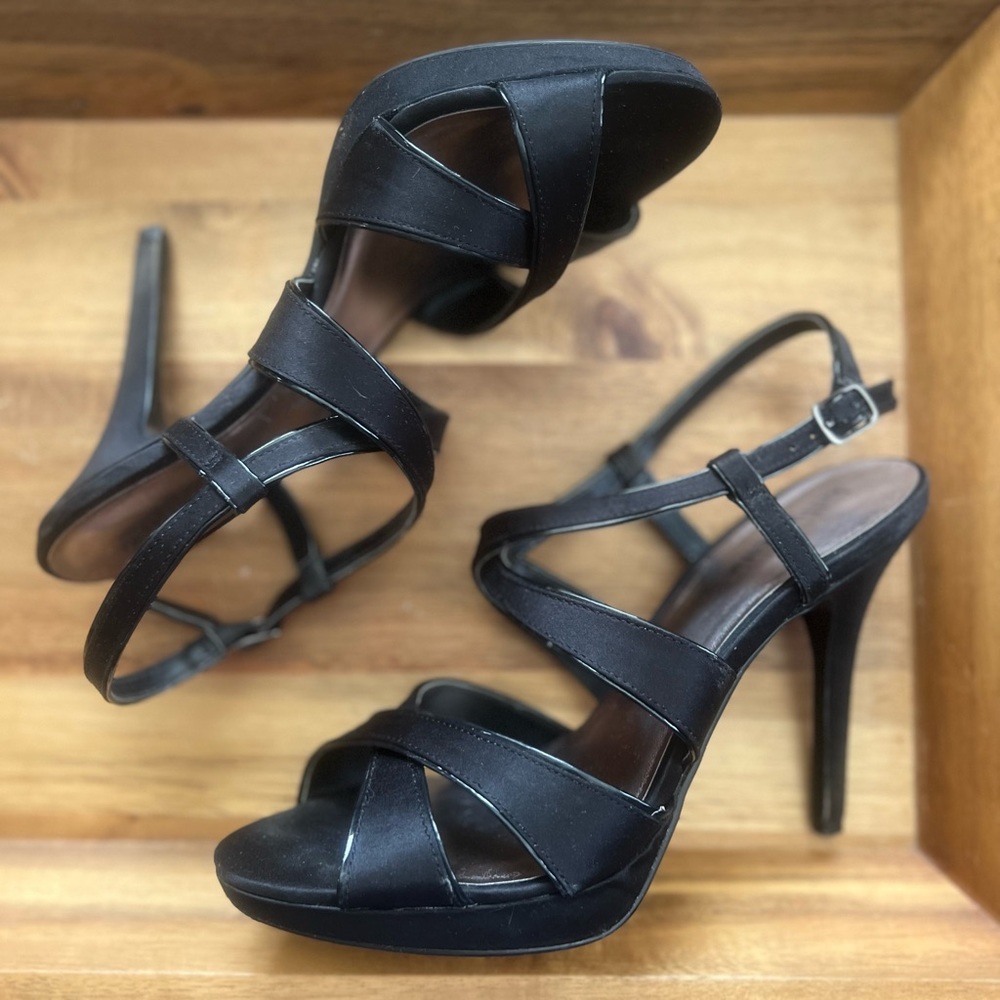 Kelly & Katie - Strappy Heel